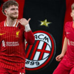 Harvey Elliott me fanellën e Liverpool, i lidhur me merkaton e Milanit.