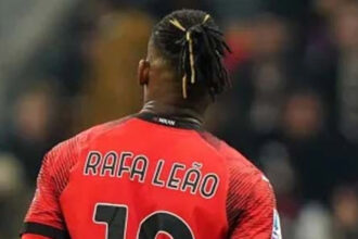 Rafael Leao me fanellën e Milanit, idha lamtumirën tifozëve dhe klubit