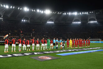 Lojtarët e Milanit në prag të një ndeshjeje të Europa League në San Siro