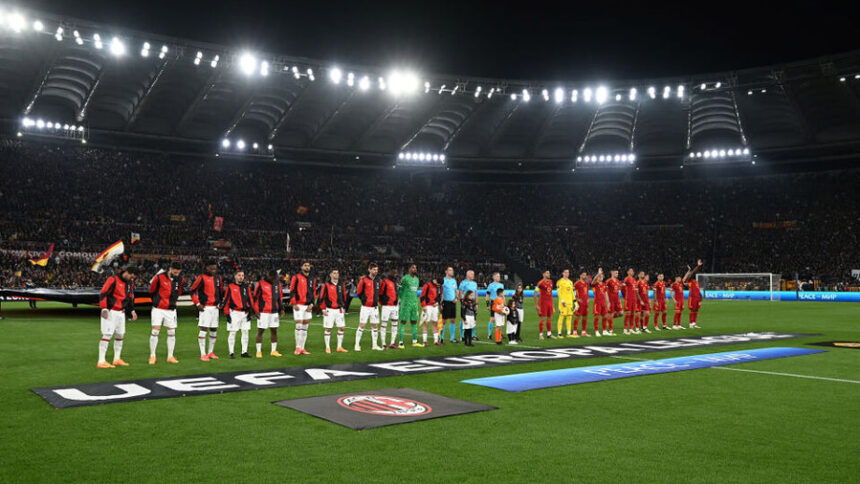 Lojtarët e Milanit në prag të një ndeshjeje të Europa League në San Siro