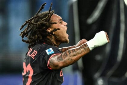 Diego Moreira duke festuar golin kundër Lazio-s me fanellën e Milanit