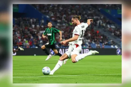 Milan, francezi Rabiot ne momentin e goditjes së topit ne golin kundër Sassuolo